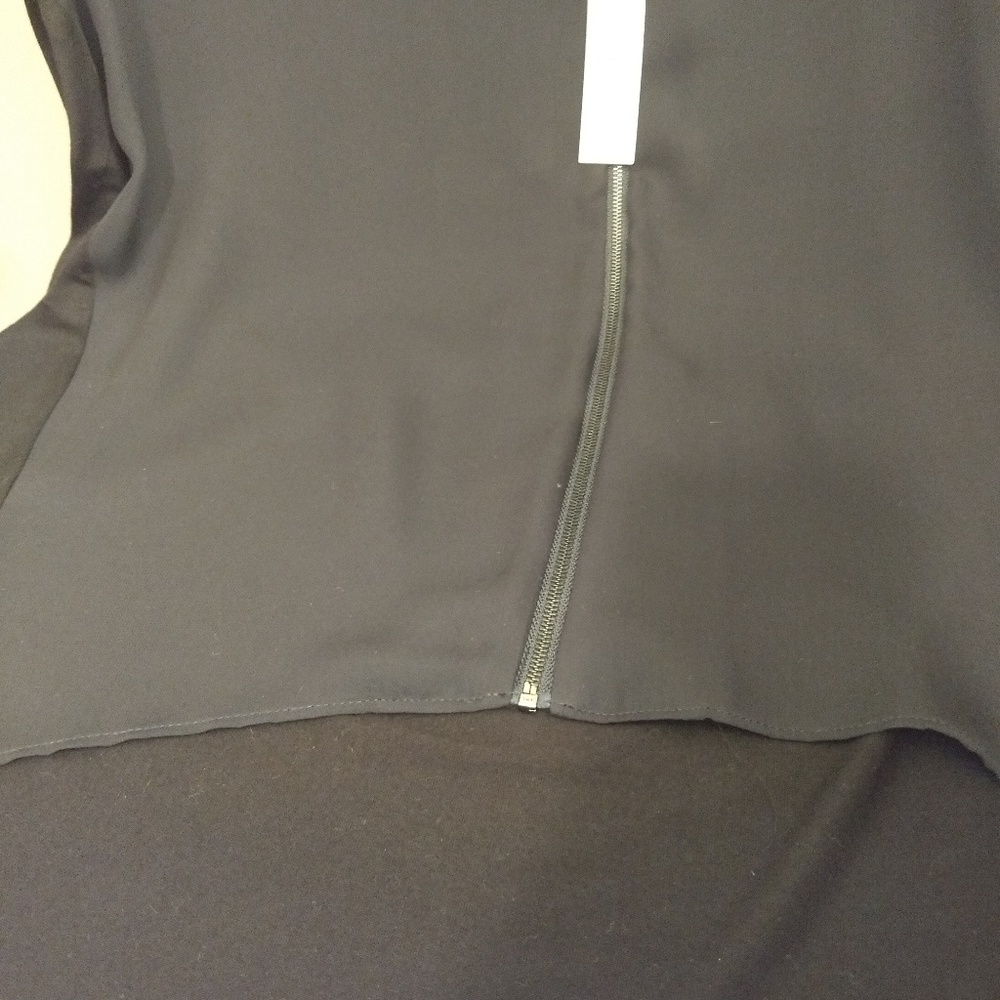 NWT Malia Blouse Blue/Black - Picture 4 of 8